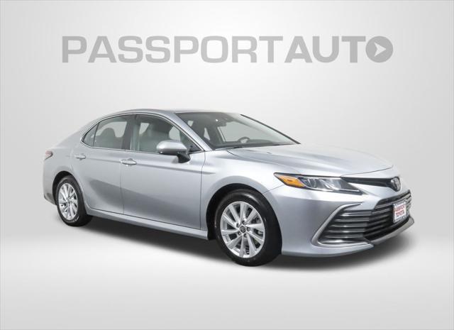 Photo of 2023 Celestial Silver Metallic Toyota Camry