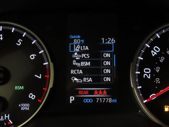 Photo of 2020 Super White Toyota RAV4