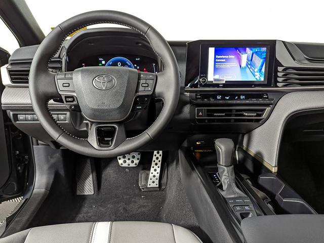 Photo of 2025 01l7 Toyota Camry
