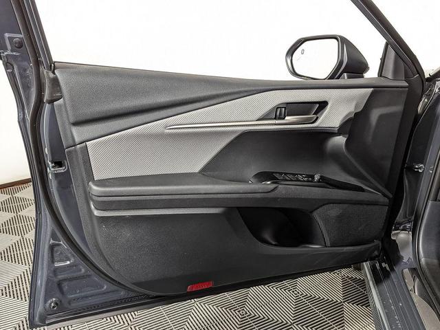 Photo of 2025 01l7 Toyota Camry