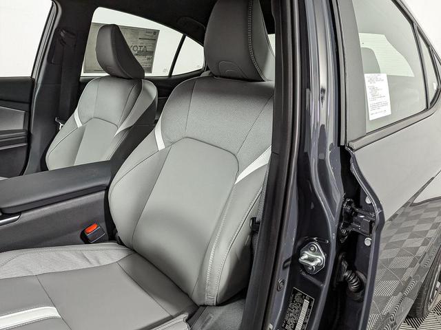 Photo of 2025 01l7 Toyota Camry