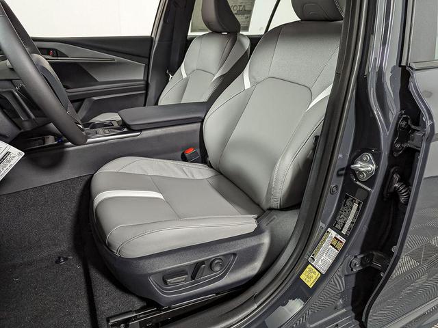 Photo of 2025 01l7 Toyota Camry