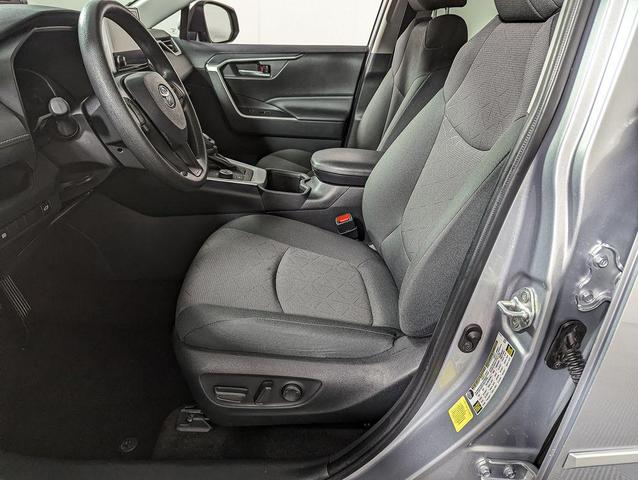 Photo of 2023 Silver Sky Metallic Toyota RAV4 Hybrid