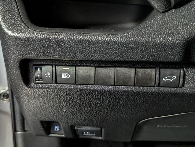 Photo of 2023 Silver Sky Metallic Toyota RAV4 Hybrid