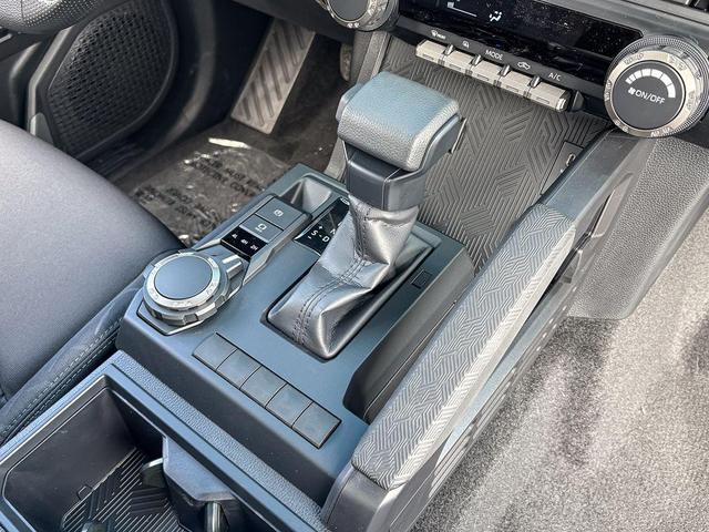 Photo of 2025 01l7 Toyota Tacoma