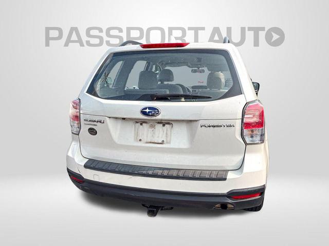 Photo of 2018 Crystal White Pearl Subaru Forester