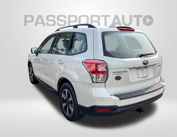 Photo of 2018 Crystal White Pearl Subaru Forester