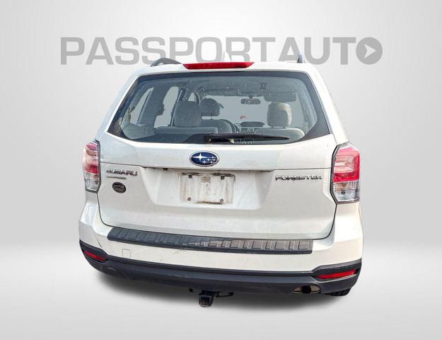 Photo of 2018 Crystal White Pearl Subaru Forester
