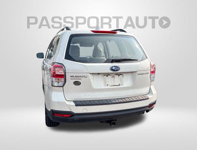 Photo of 2018 Crystal White Pearl Subaru Forester