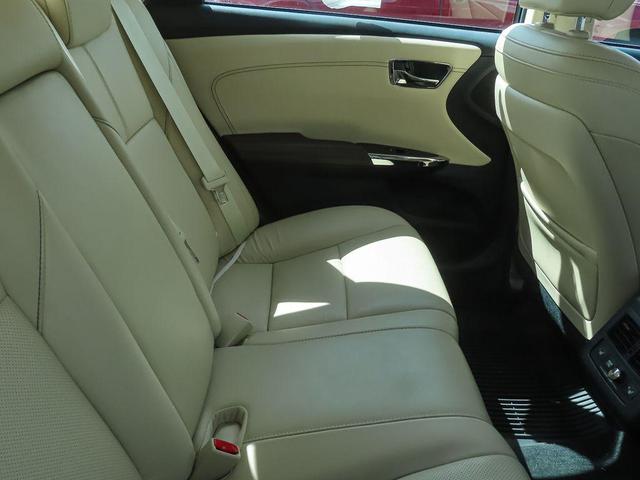 Photo of 2017 Ooh La La Rouge Mica Toyota Avalon
