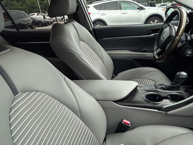 Photo of 2024 Ice Cap Toyota Camry