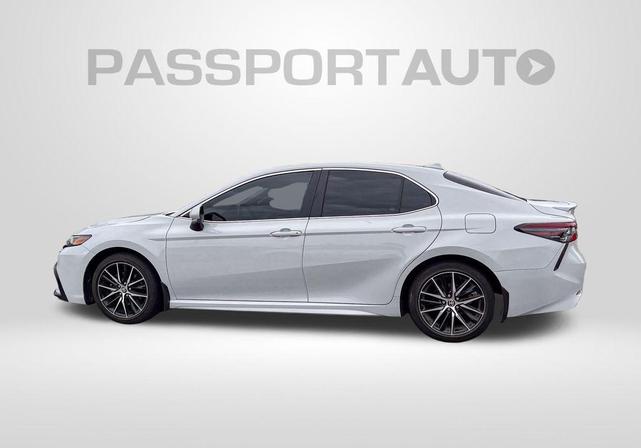 Photo of 2024 Ice Cap Toyota Camry