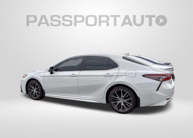 Photo of 2024 Ice Cap Toyota Camry