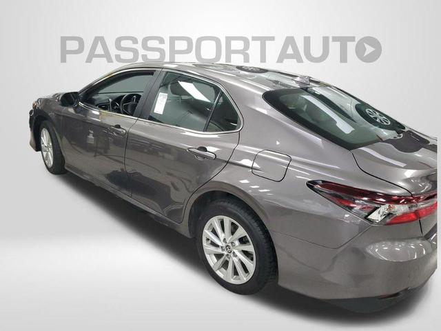 Photo of 2022 Gray Toyota Camry