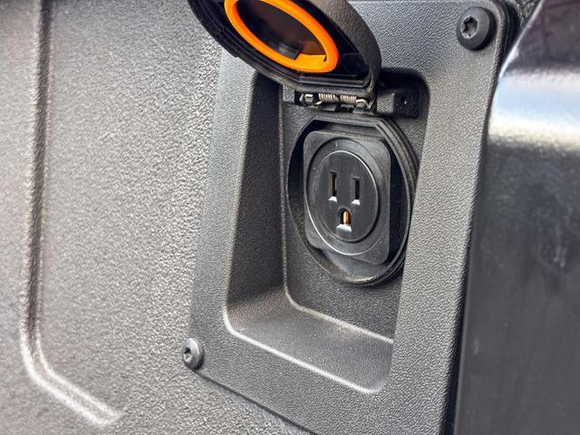 Photo of 2024 Midnight Black Metallic Toyota Tundra Hybrid