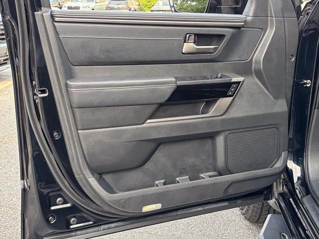 Photo of 2024 Midnight Black Metallic Toyota Tundra Hybrid