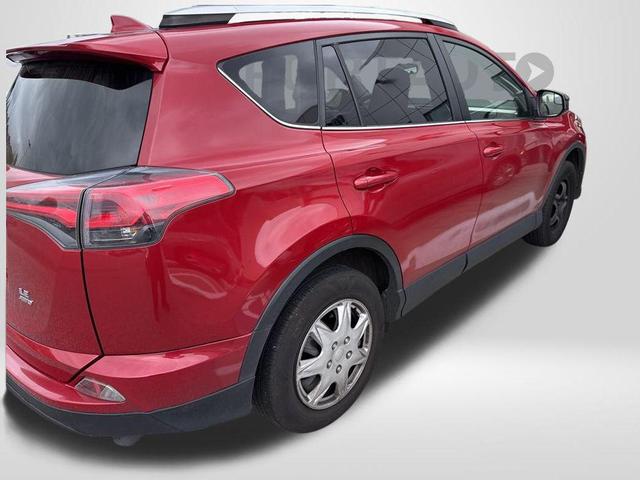 Photo of 2016 Barcelona Red Metallic Toyota RAV4