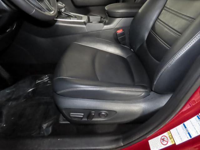 Photo of 2019 Ruby Flare Pearl Toyota RAV4