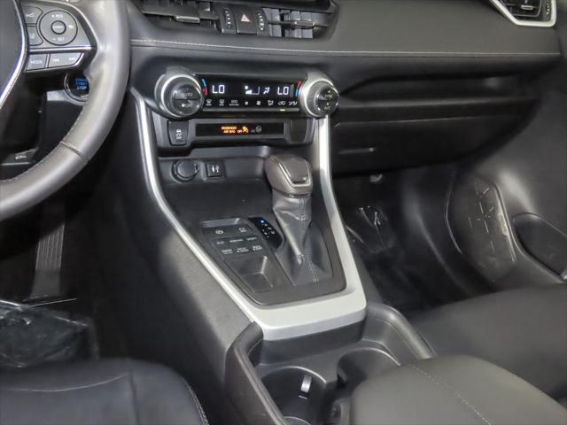 Photo of 2019 Ruby Flare Pearl Toyota RAV4
