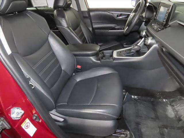 Photo of 2019 Ruby Flare Pearl Toyota RAV4