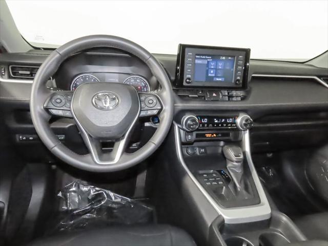Photo of 2019 Ruby Flare Pearl Toyota RAV4