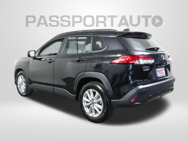 Photo of 2024 Jet Black Toyota Corolla Cross