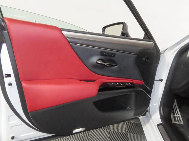 Photo of 2023 Ultra White Lexus ES 350