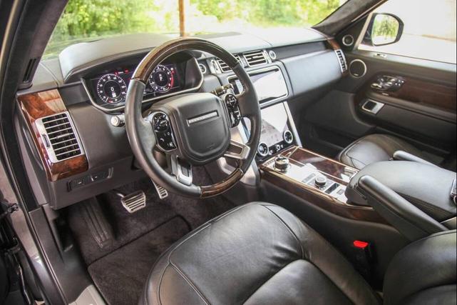Photo of 2021 Gray Land Rover Range Rover