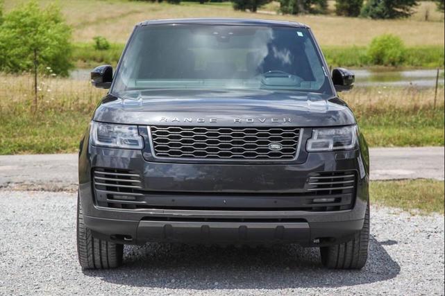 Photo of 2021 Gray Land Rover Range Rover