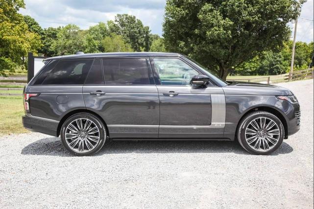 Photo of 2021 Gray Land Rover Range Rover