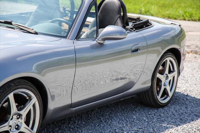 Photo of 2004 Titanium Gray Metallic Mazda MazdaSpeed Miata MX-5