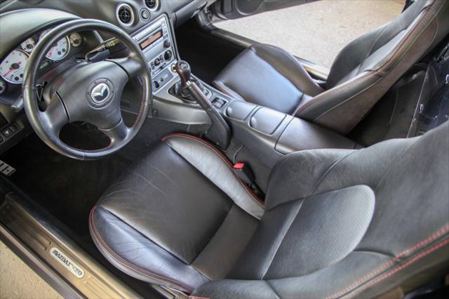 Photo of 2004 Titanium Gray Metallic Mazda MazdaSpeed Miata MX-5