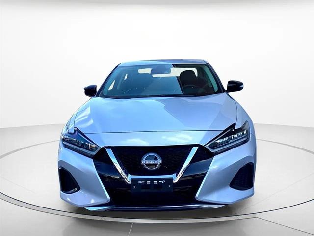 Photo of 2023 Brilliant Silver Metallic Nissan Maxima