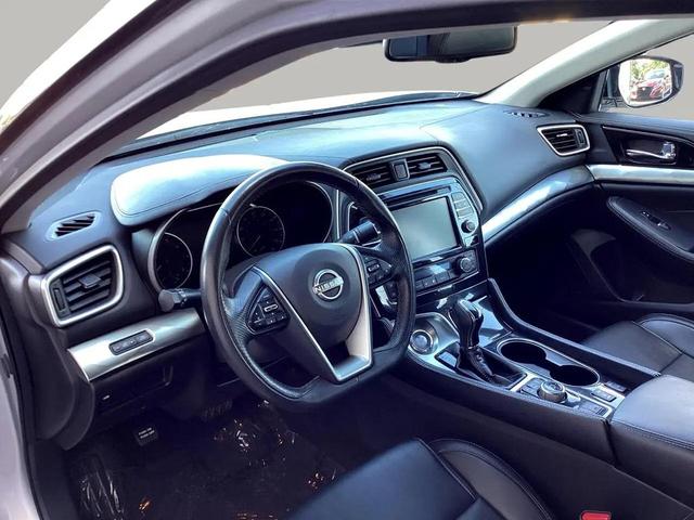 Photo of 2023 Brilliant Silver Metallic Nissan Maxima