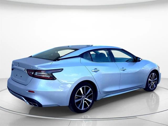 Photo of 2023 Brilliant Silver Metallic Nissan Maxima