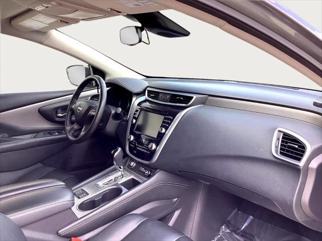 Photo of 2023 GRAY Nissan Murano