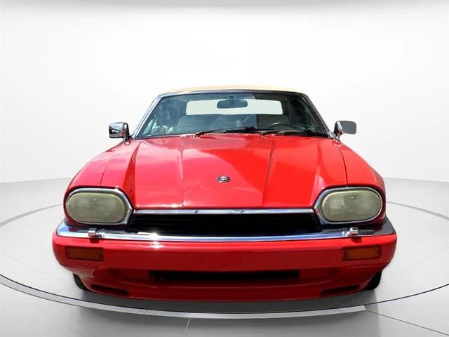 Photo of 1995 RED Jaguar XJS