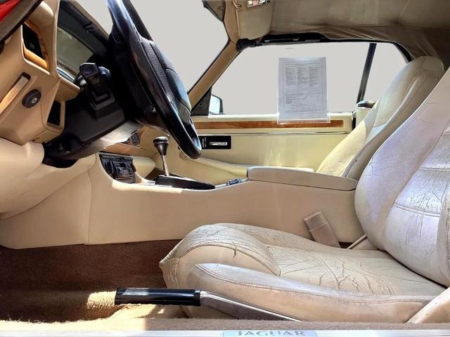Photo of 1995 RED Jaguar XJS