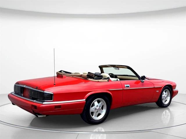 Photo of 1995 RED Jaguar XJS