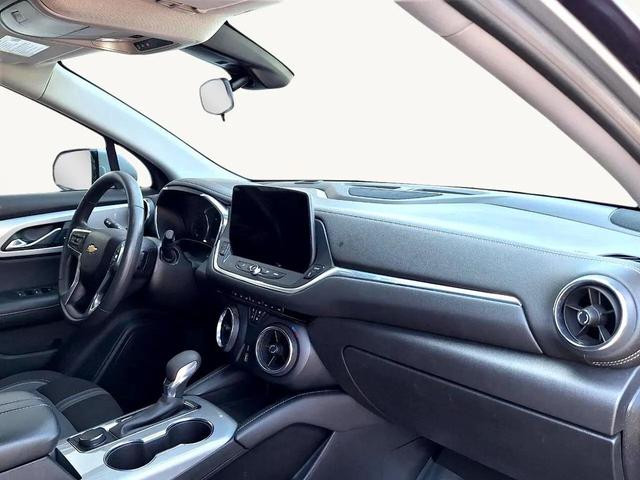 Photo of 2023 SILVER Chevrolet Blazer