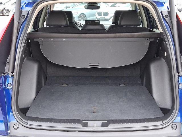 Photo of 2023 Still Night Pearl Honda CR-V