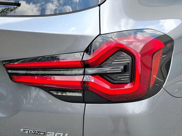 Photo of 2024 Gray Metallic BMW X3