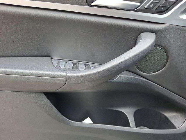 Photo of 2024 Gray Metallic BMW X3