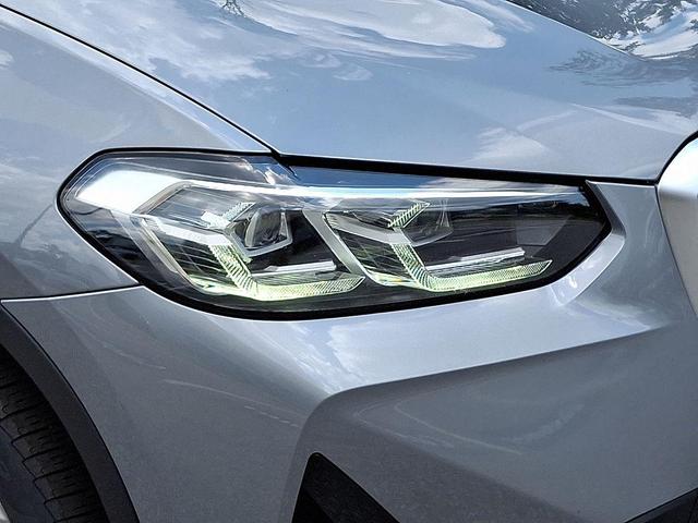 Photo of 2024 Gray Metallic BMW X3