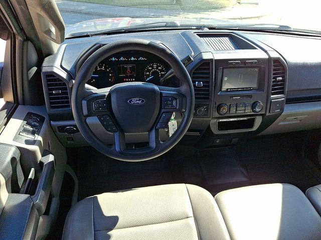 Photo of 2020 Iconic Silver Metallic Ford F-150