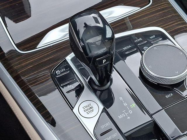 Photo of 2021 Phytonic Blue Metallic BMW X5