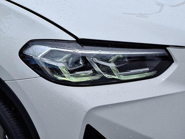 Photo of 2024 Alpine White BMW X3