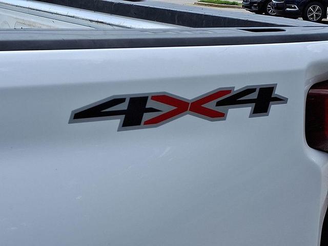 Photo of 2024 Summit White Chevrolet Silverado 2500