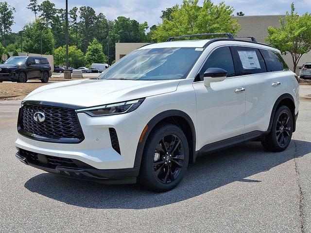 Photo of 2025 Majestic White INFINITI QX60