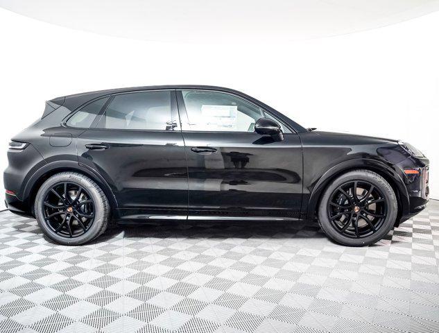 Photo of 2025 CHROMITE BLACK Porsche Cayenne